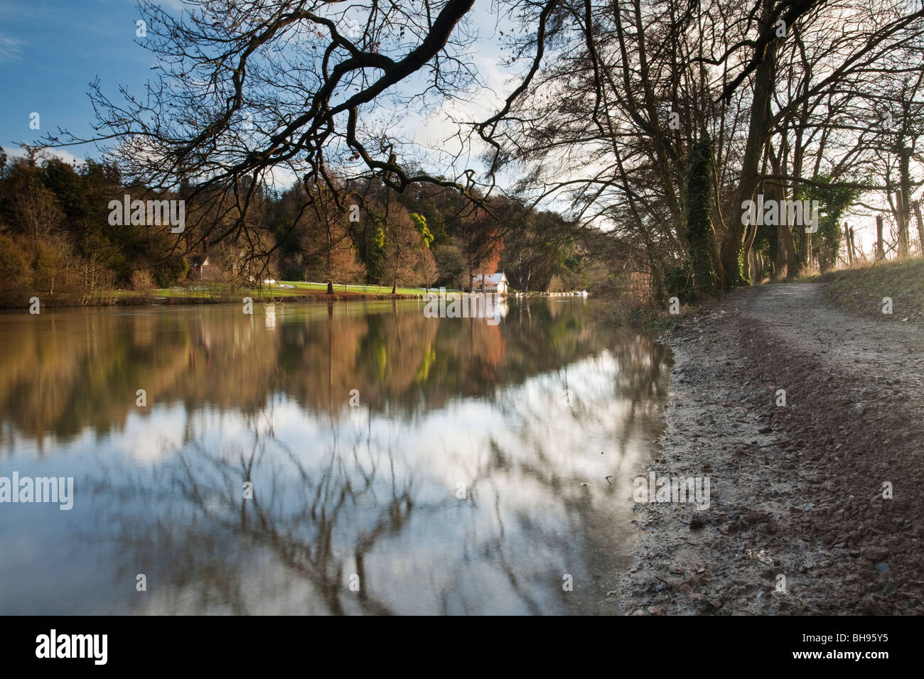 The River Thames from the Thames Path at Cliveden Deeps near Maidenhead, Berkshire, Uk Stock Photo