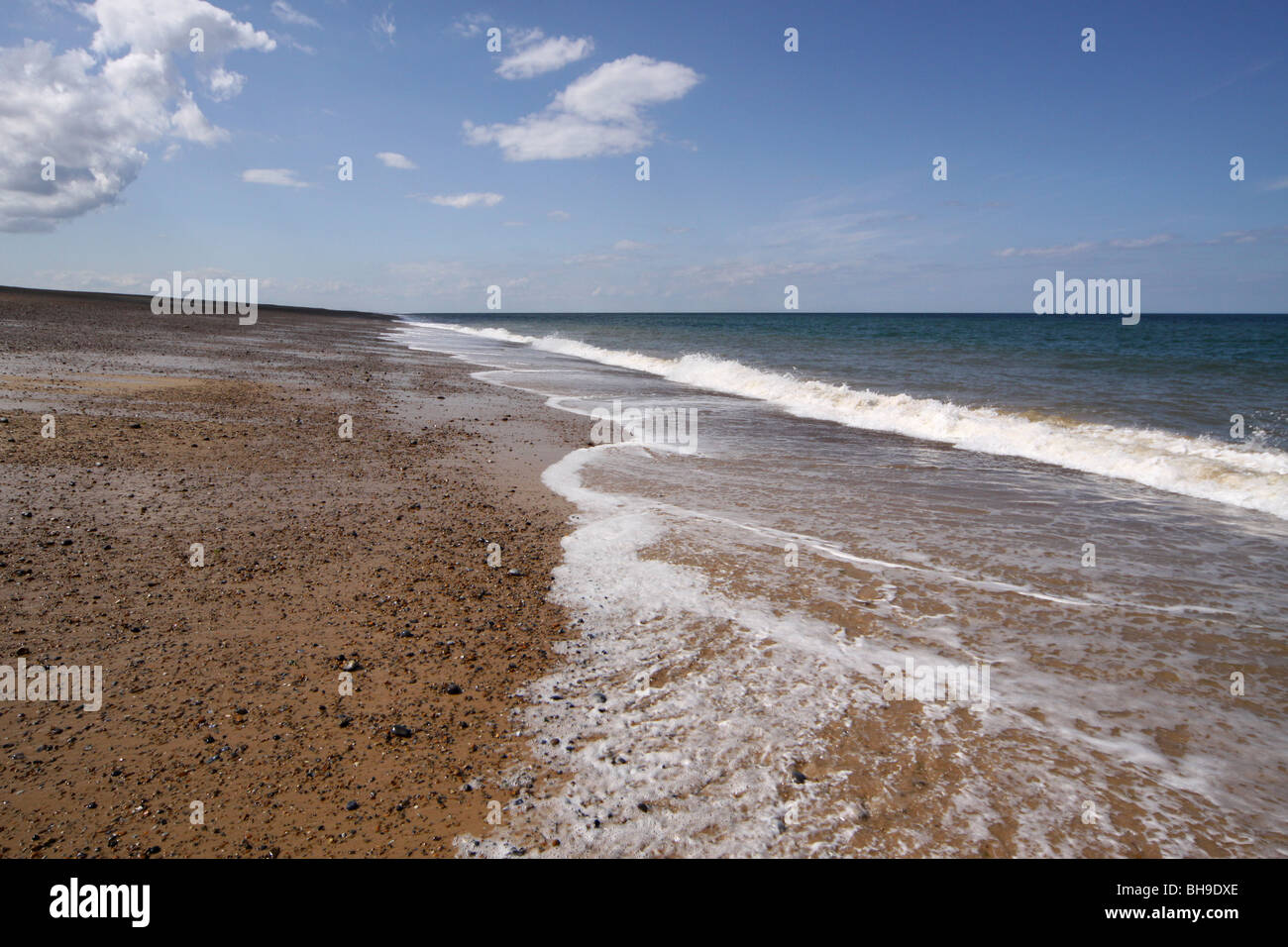 The pebble beach at Blakeney Point on the North Norfolk Coast, UK Stock ...