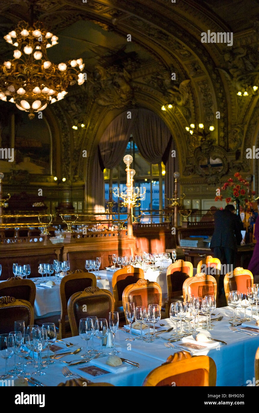 Train Blue restaurant interior, Gare de Lyon, Paris, France Stock Photo