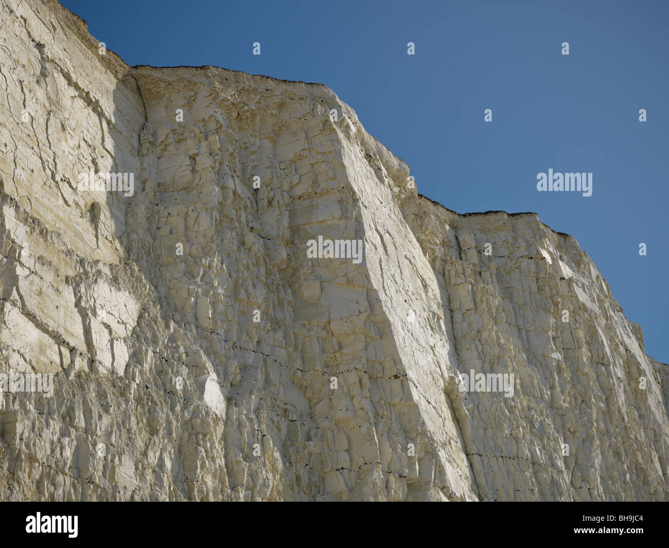 chalk cliff edge seen from sea level Stock Photo Alamy