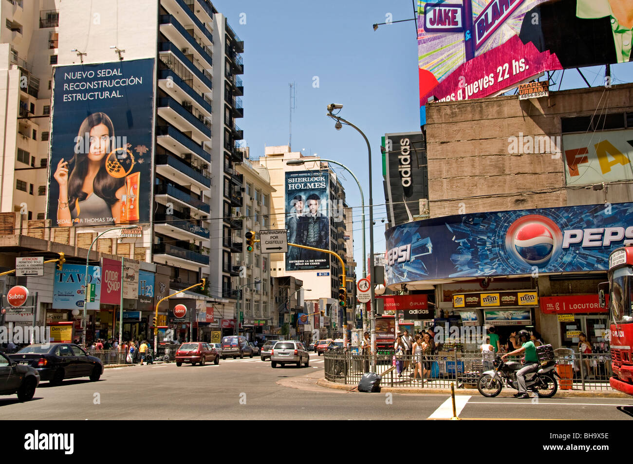 Billboard advertising argentina hi-res stock photography and images - Alamy