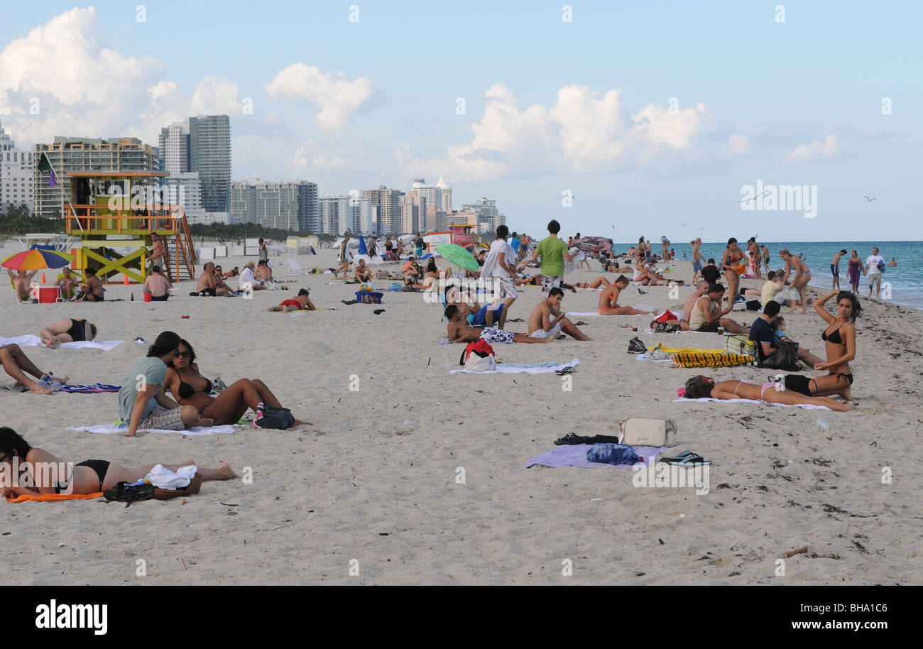 Miami bikini beach hi-res stock photography and images
