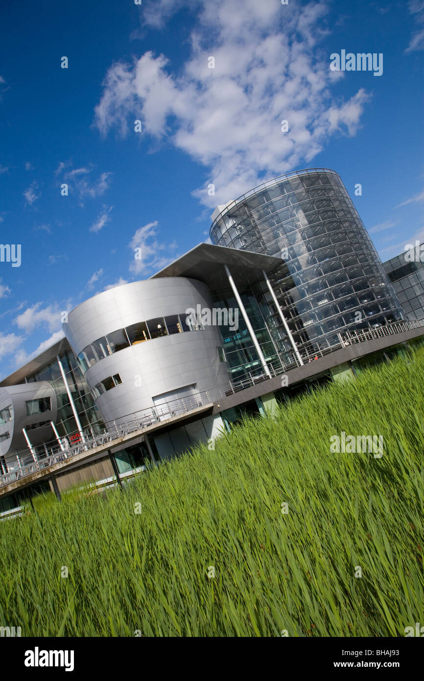 GLAESERNE MANUFAKTUR, CAR FACTORY, VW, VOLKSWAGEN, GROSSER GARTEN, DRESDEN, SAXONY, GERMANY Stock Photo