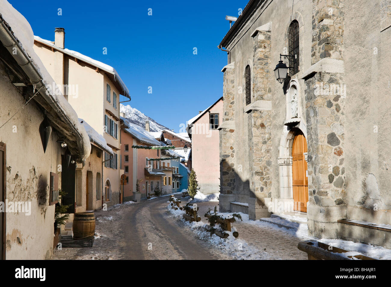 Street in the centre of the village of Chantemerle, Serre Chevalier, Hautes Alpes, France Stock Photo