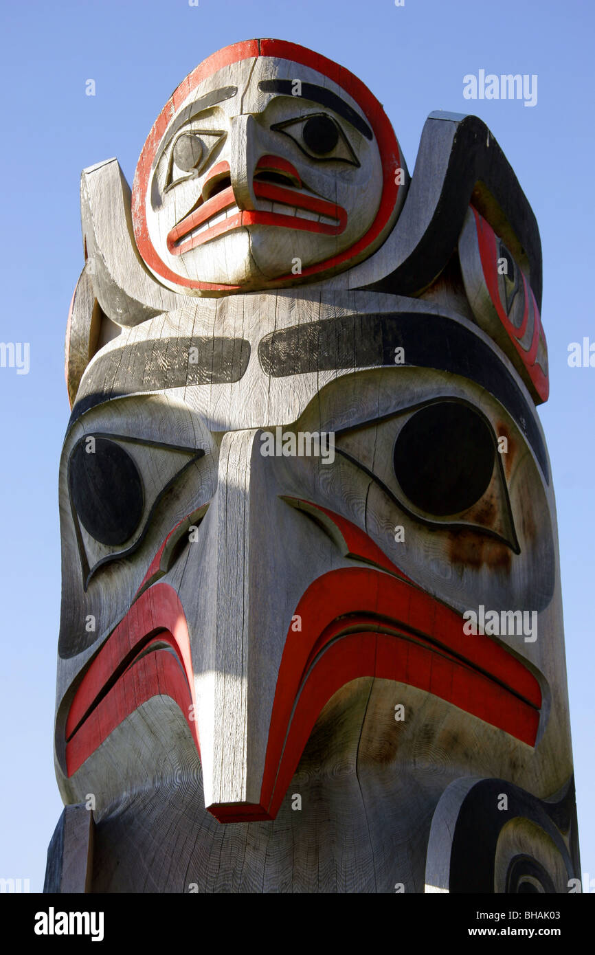 Gyaana Haida Pole, White Rock, British Columbia, Canada Stock Photo - Alamy