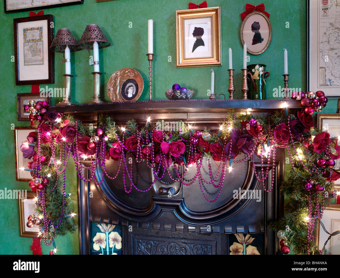 Victorian christmas dining table hi-res stock photography and images