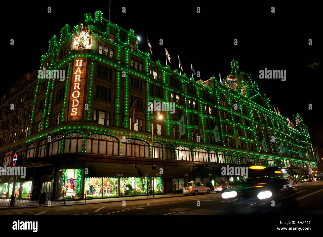 Christmas at harrods hires stock photography and images Alamy
