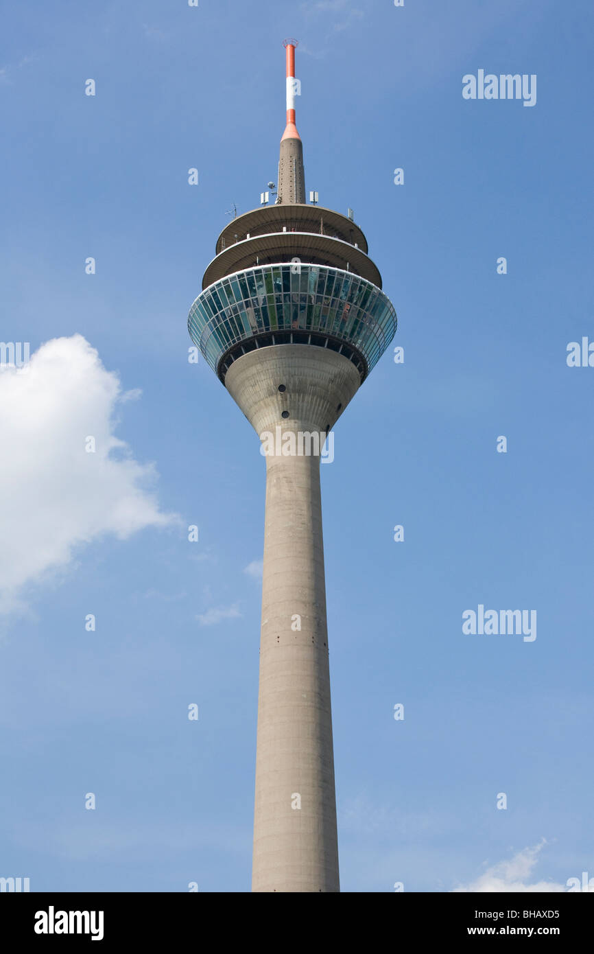 RHEINTURM, STADTTOR BUILDING, OFFICE BUILDING, STATE CHANCELLERY, DUSSELDORF, NORTH RHINE-WESTPHALIA, GERMANY Stock Photo