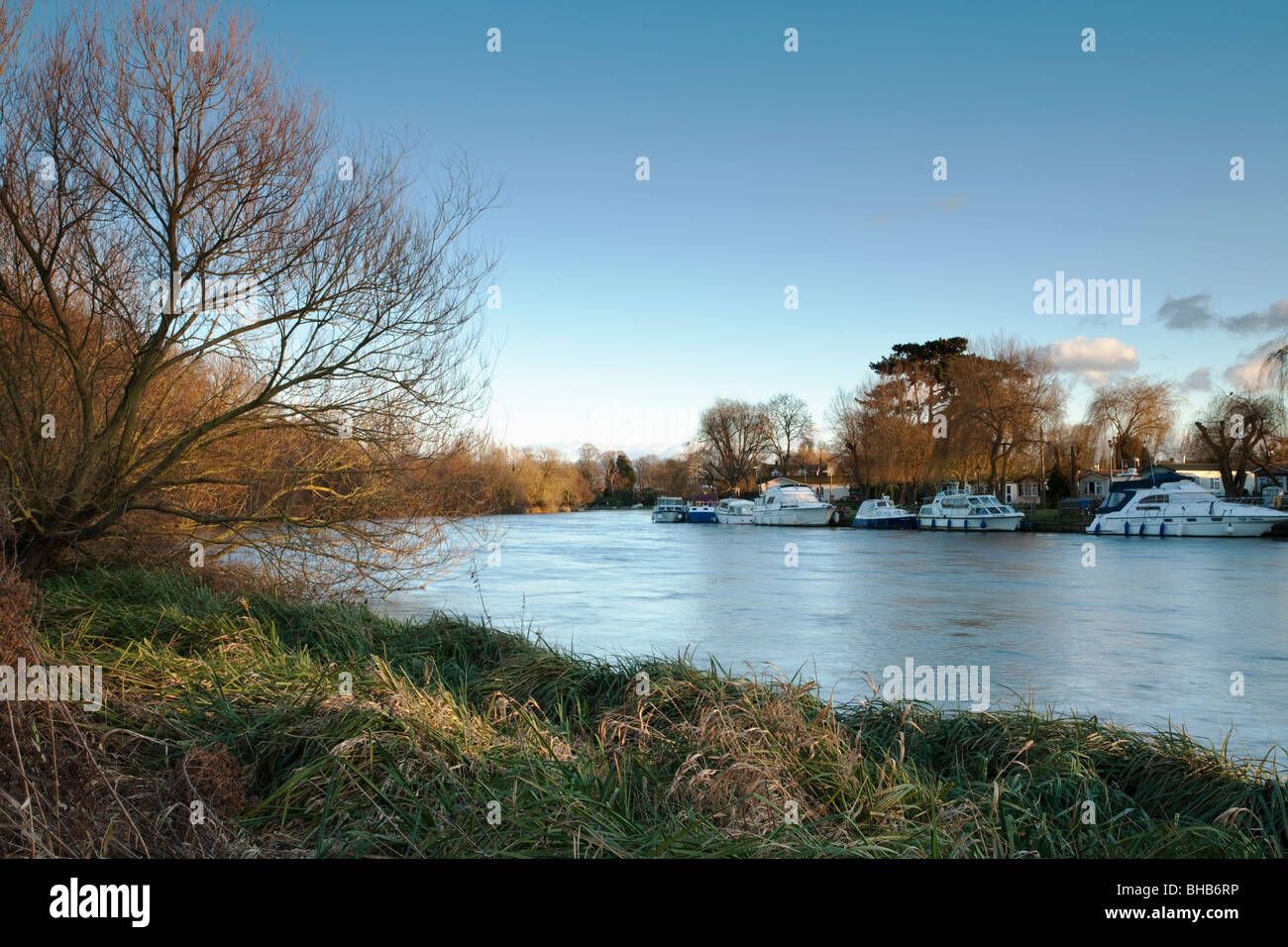 Soft winter afternoon light on the River Thames at Bray, Berkshire, Uk Stock Photo