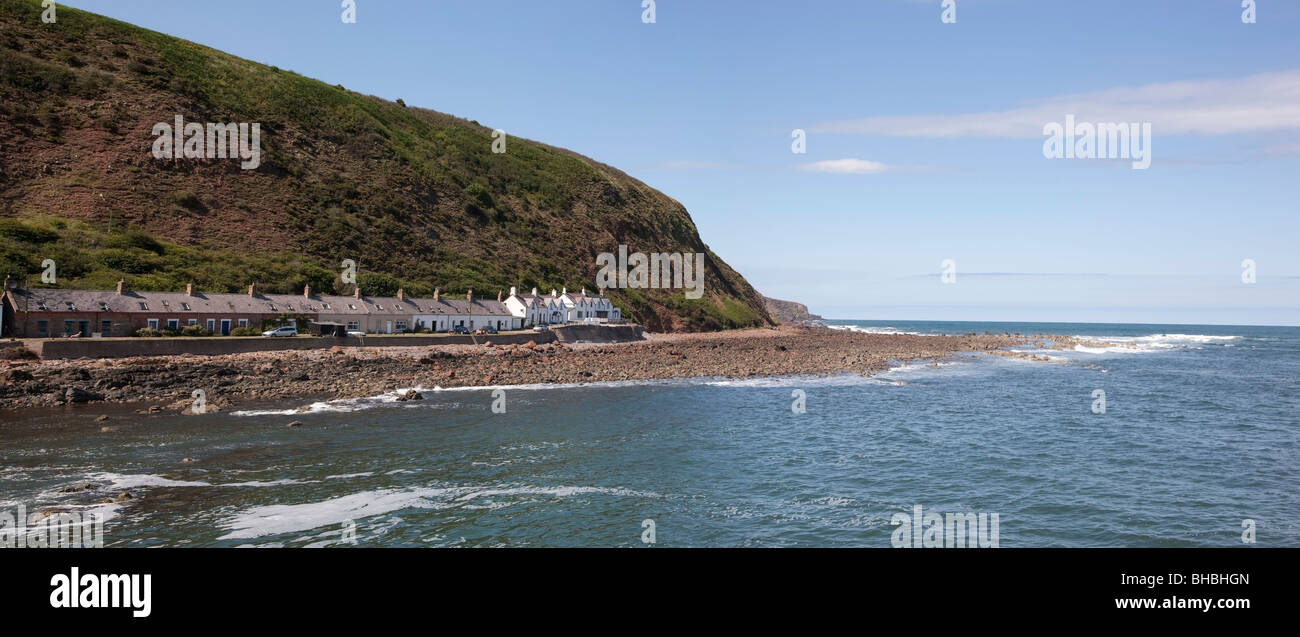 Coastal village, Burnmouth, Scottish Borders, Scotland Stock Photo Alamy