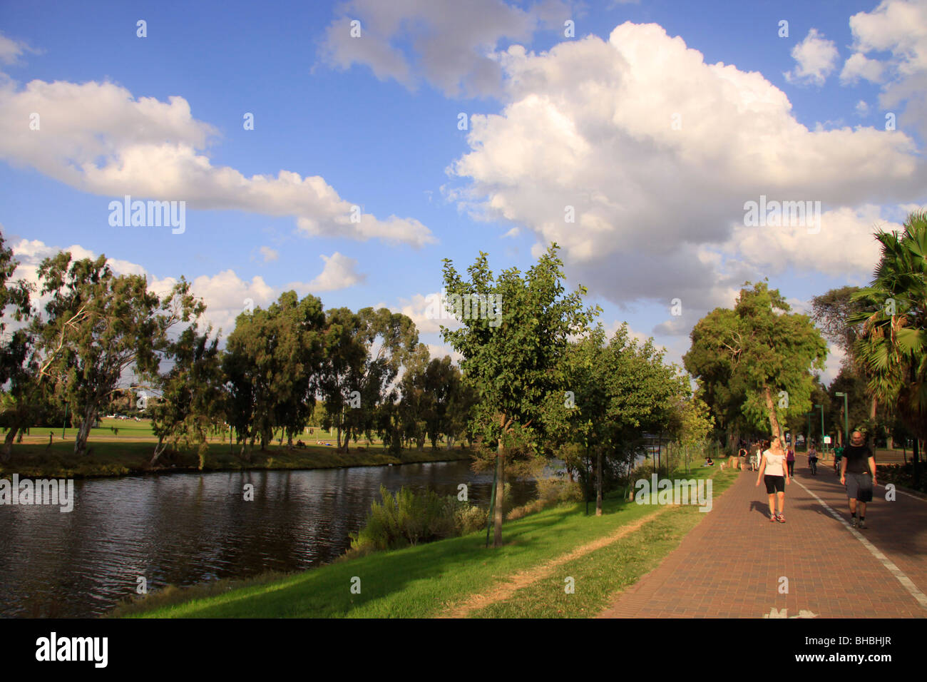 Yarkon park hi-res stock photography and images - Alamy