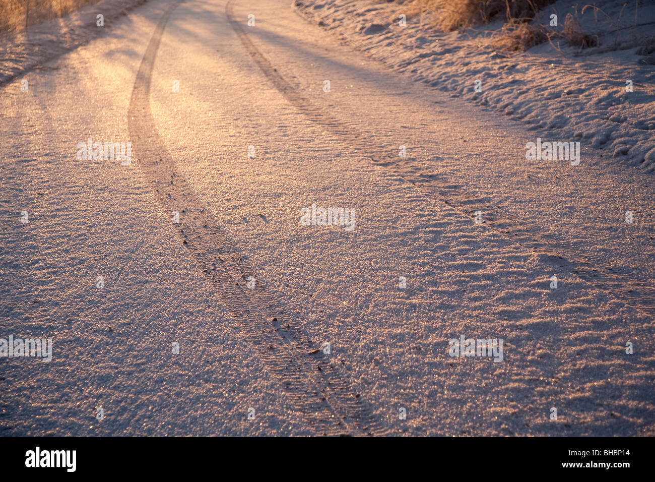 Car tyre tracks overhead hi-res stock photography and images - Alamy