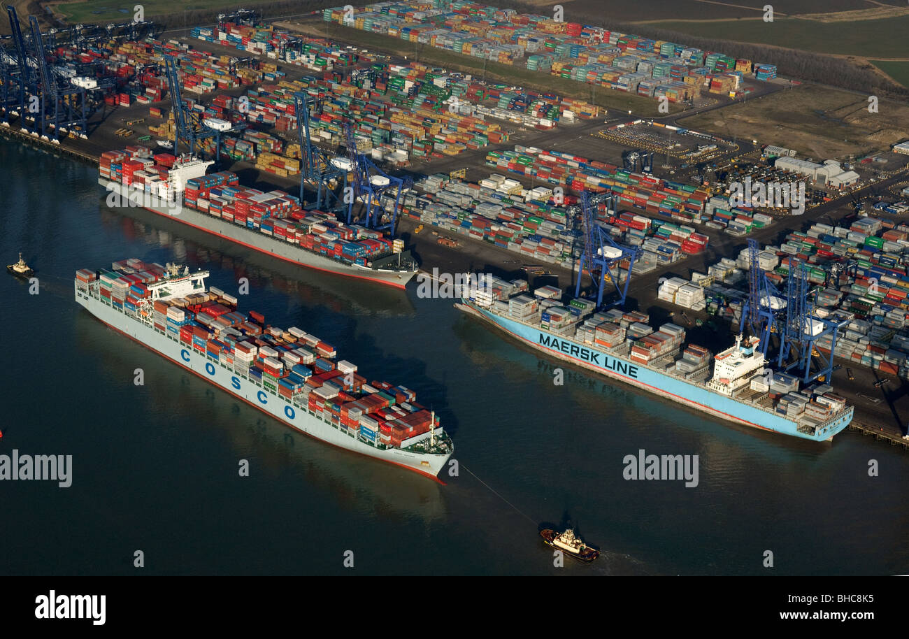 Cosco Taicang and the Maersk Lampala at the Port of Felixstowe UK Stock Photo