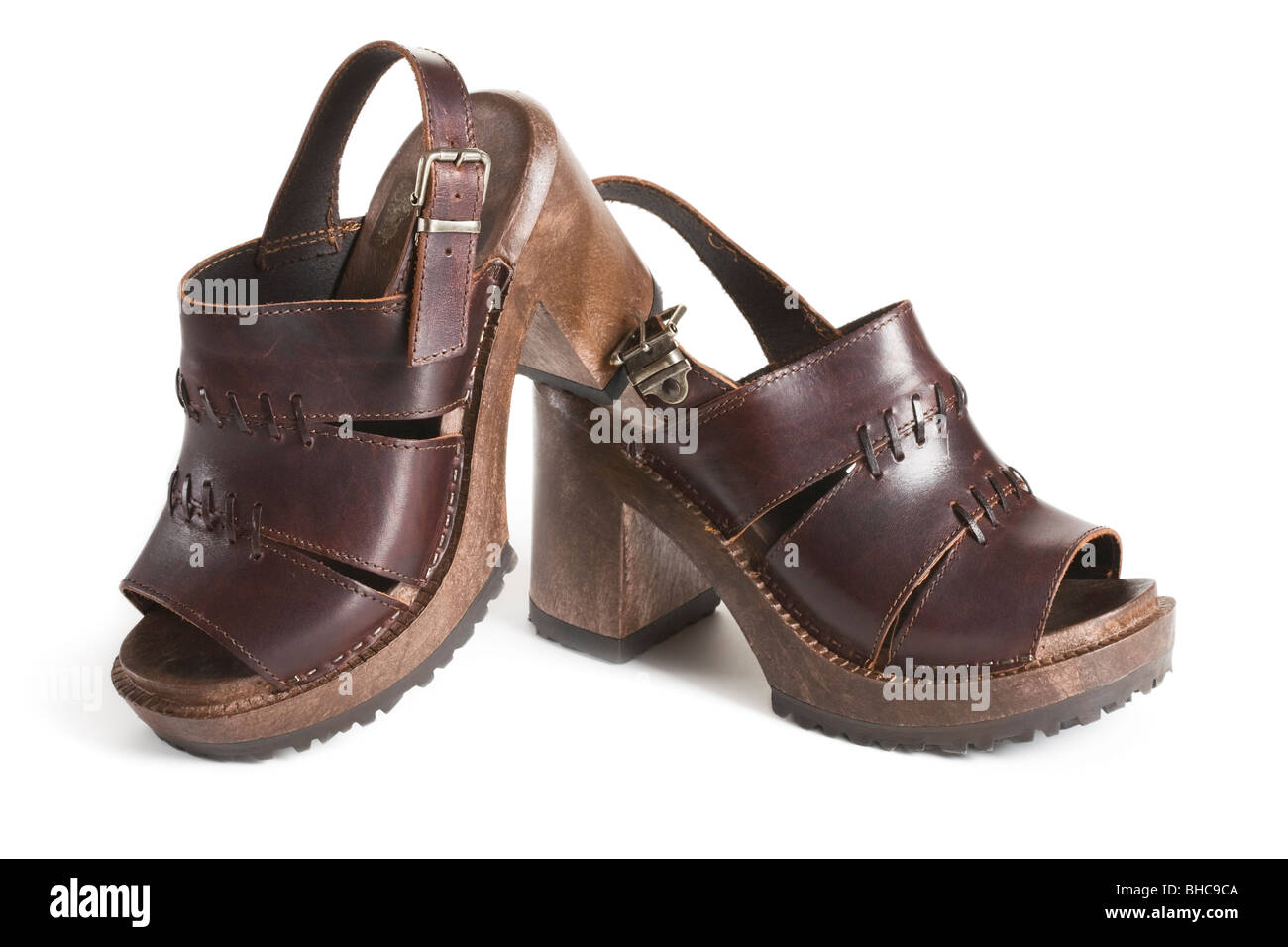 Share 146+ wooden sole sandals latest - vietkidsiq.edu.vn