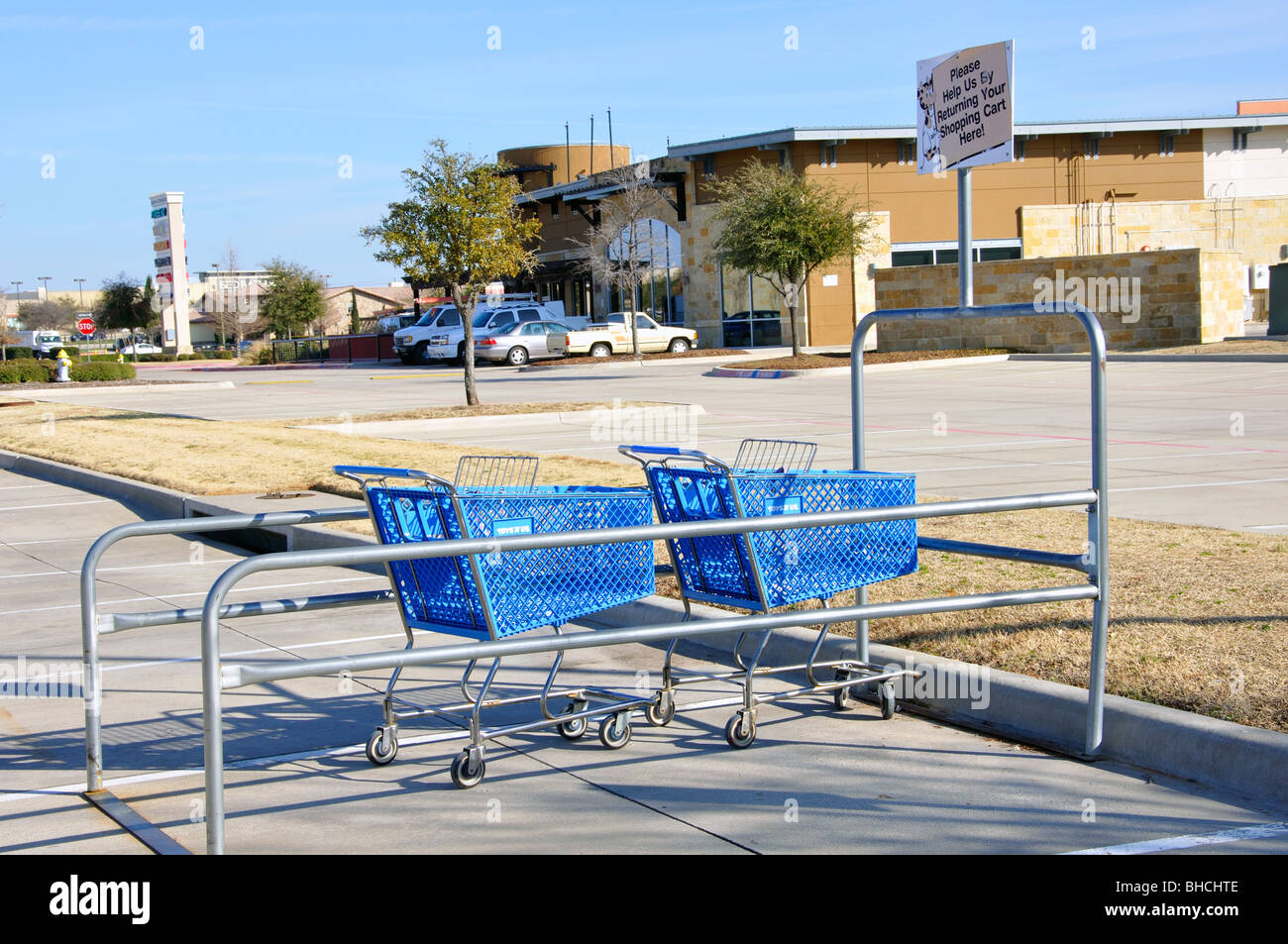 Shopping cart return in parking lot of large store, USA Stock Photo Alamy