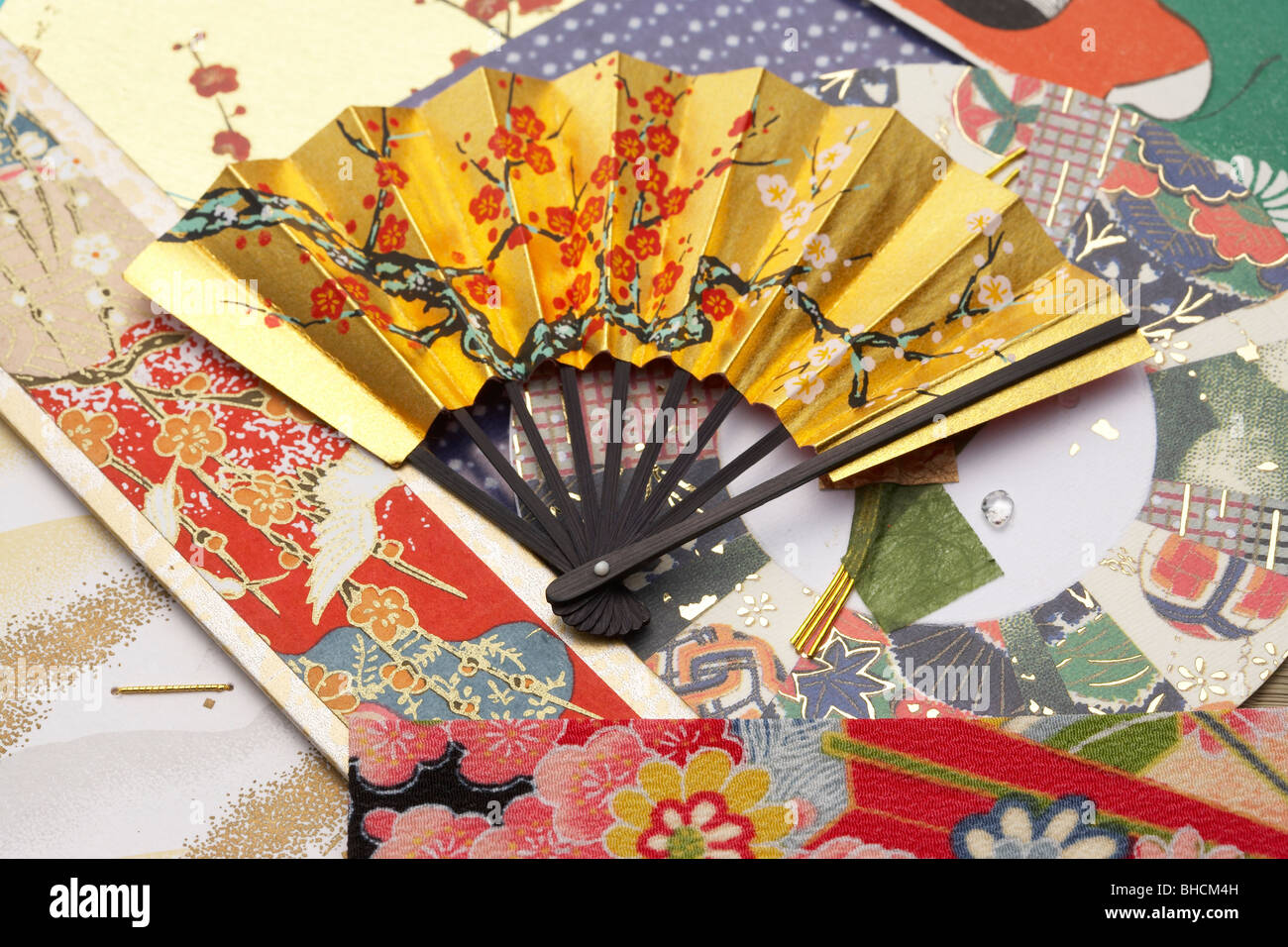 Paper fan folding origami hires stock photography and images Alamy