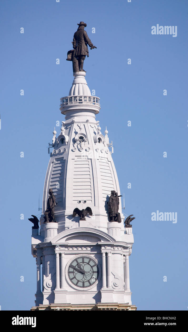 Statue of William Penn high atop City Hall in downtown Philadelphia, Pennsylvania Stock Photo