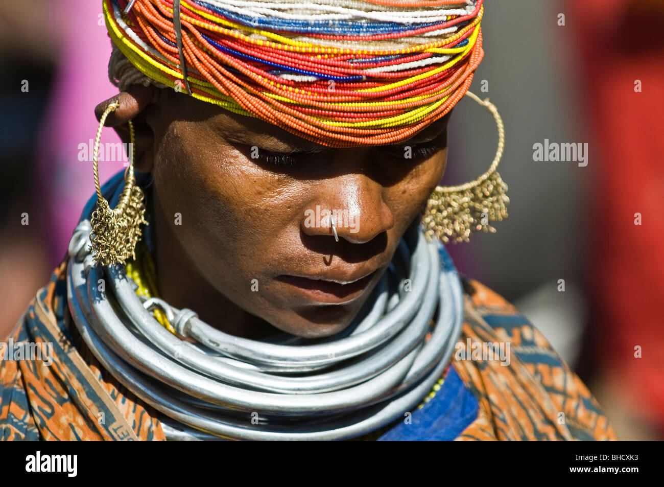 Asia neck rings women hires stock photography and images Alamy