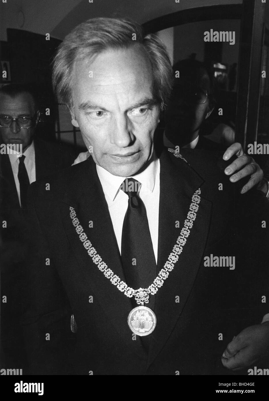 Kronawitter, Georg 21.4.1928 - 28.4.2016, German politician (SPD), half length, at the funeral service for Marianne Strauss, 30.6.1984, Stock Photo