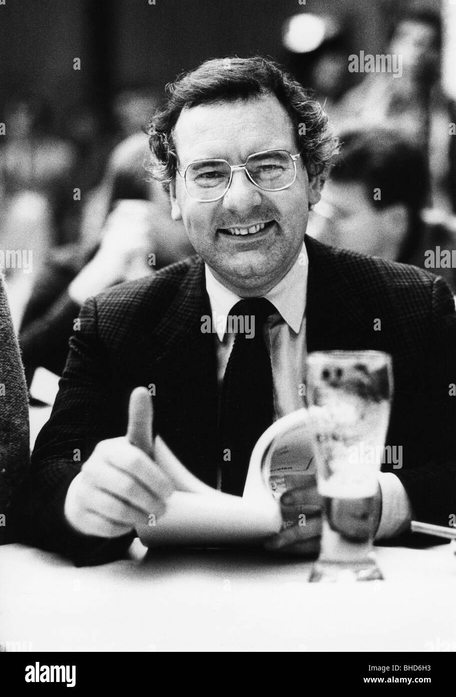 Brunner, Manfred, * 31.7.1947, German politician (FDP), chairman of the Bavarian FDP, portrait, 8th federal congress of the 'Young Liberals' (Junge Liberale), Freiburg, Germany 6.- 8.12.1985, Stock Photo