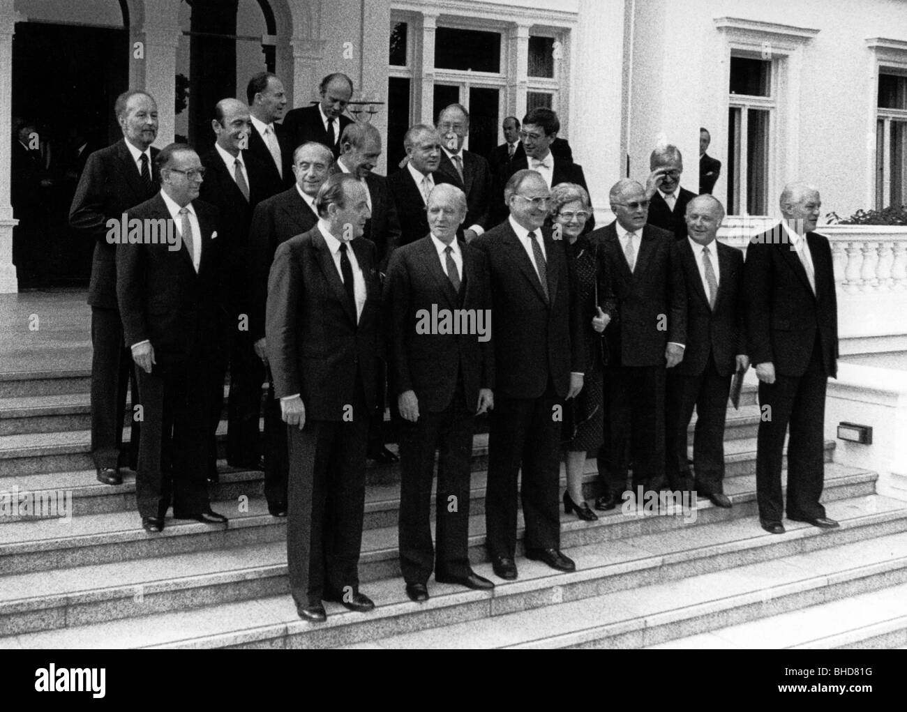 Kohl, Helmut, * 3.4.1930, German politician (CDU), chancellor of Germany 1982 - 1998, group picture with his cabinet after appointment, Villa Hammerschmidt, Bonn, 4.10.1982, Federal President Karl Carstens, Federal Minister of Interior Friedrich Zimmermann (CSU), Federal Minister of Foreign Affairs Dietrich Genscher (FDP), Federal Minister of Justice Hans A. Engelhard (FDP), Federal Minister of Post Christian Schwarz Schilling (CDU), Federal Minister of Youth Heiner Geissler (CDU), Federal Minister of employment Norbert Bluem (CDU), Federal Minister of Defence , Stock Photo