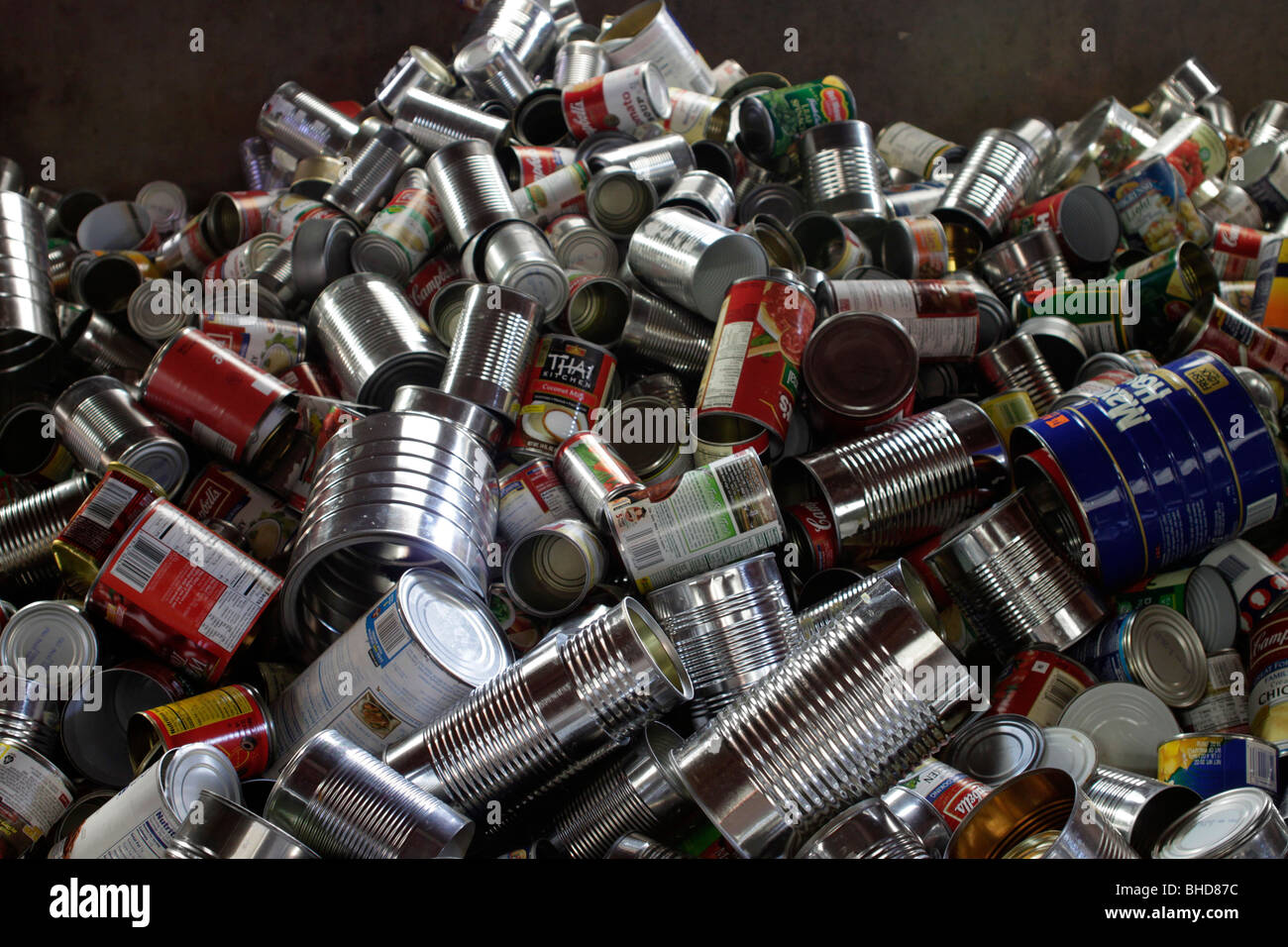 Recycling bin metal cans tins hires stock photography and images Alamy