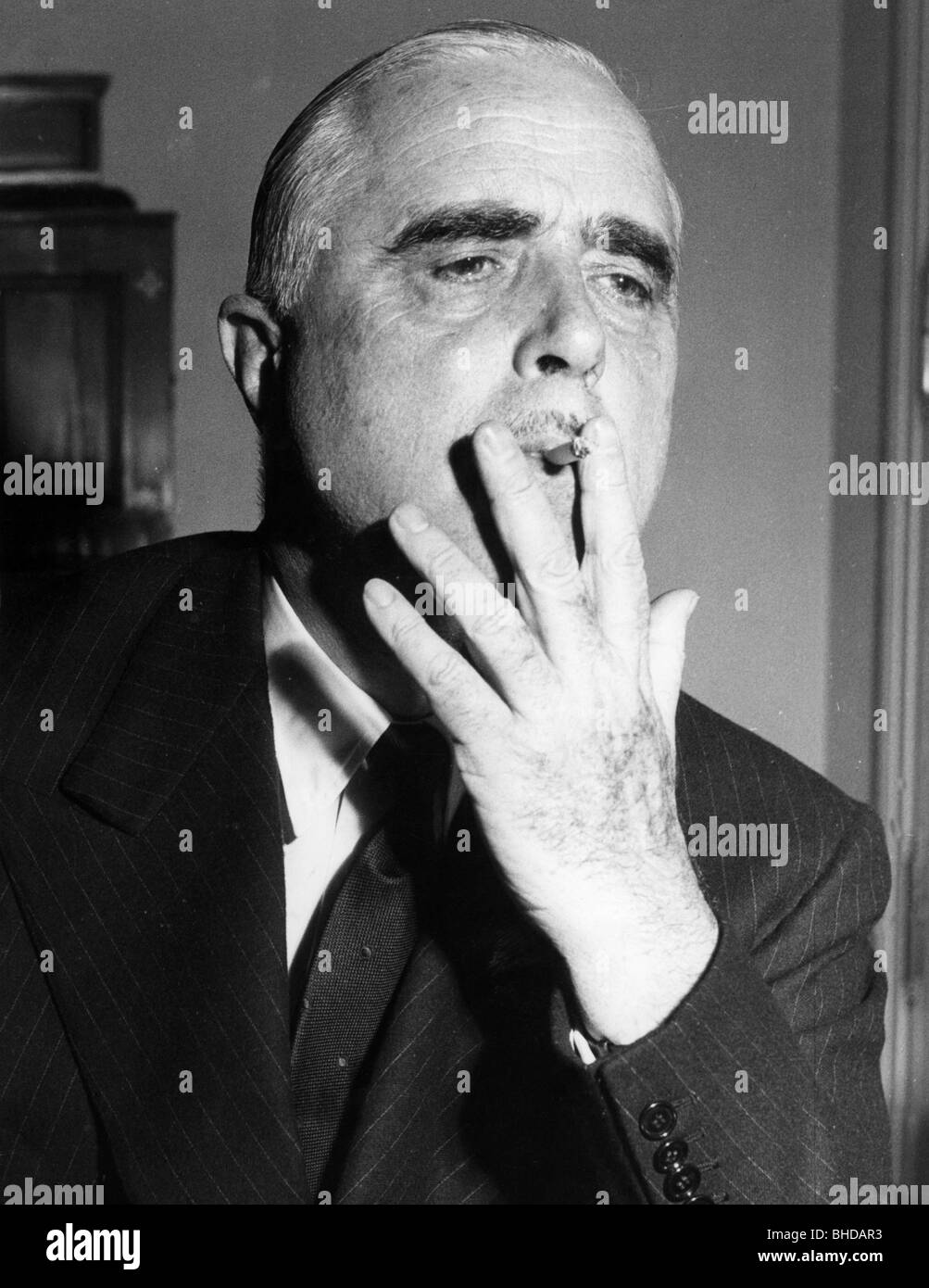 Burckhardt, Carl Jacob, 10.9.1891 - 3.3.1974, Swiss politician, historian, essayist, half length, Stock Photo