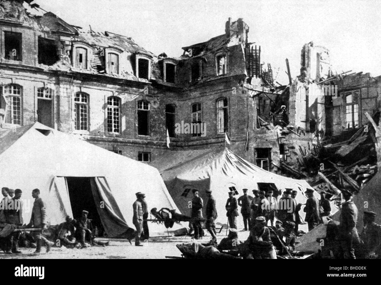 events, first world war /WWI/, world wars, 1st, medical service, German combat support hospital at Pinon Castle, Picardie, France, 1918, Stock Photo