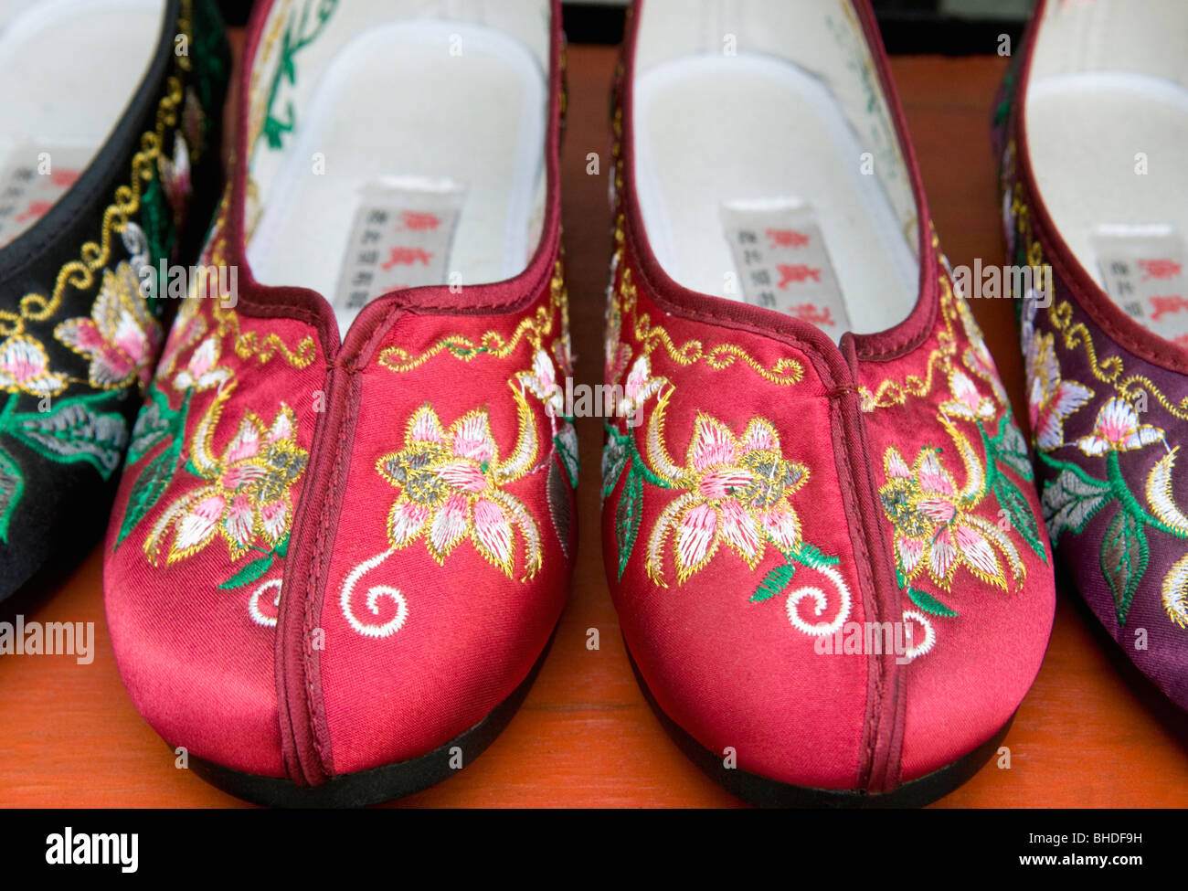 Chinese slippers hires stock photography and images Alamy
