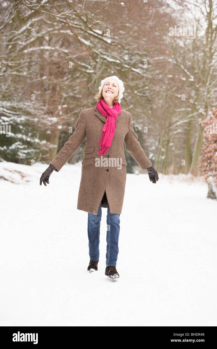 Woman wrapped up walking hi-res stock photography and images - Alamy