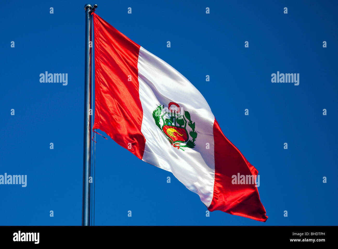 Peru flag hi-res stock photography and images - Alamy