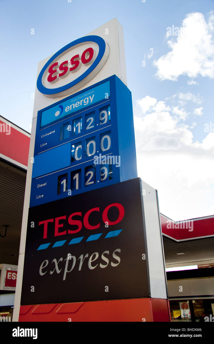 Esso petrol station tesco shop hires stock photography and images Alamy