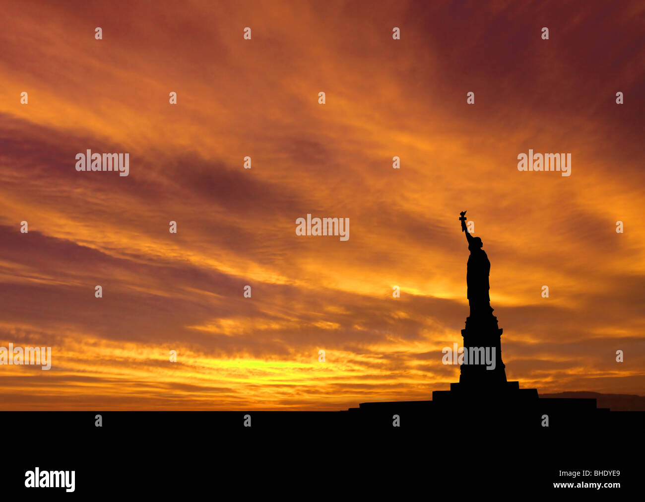 Statue of Liberty New York City at sunset illustration Stock Photo - Alamy