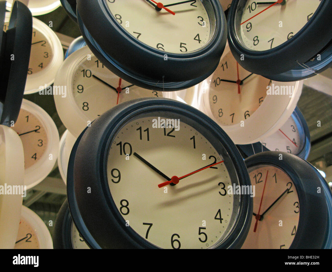 wall of clocks Stock Photo Alamy