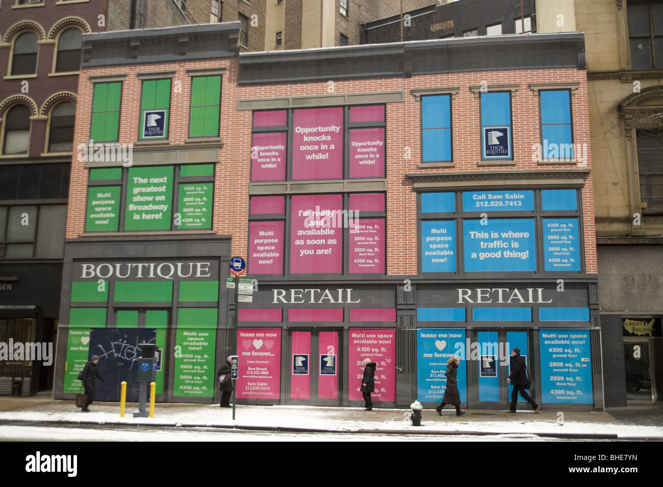 Color and words are used to attract attention to this piece of rental real estate in Manhatan, NYC. Stock Photo