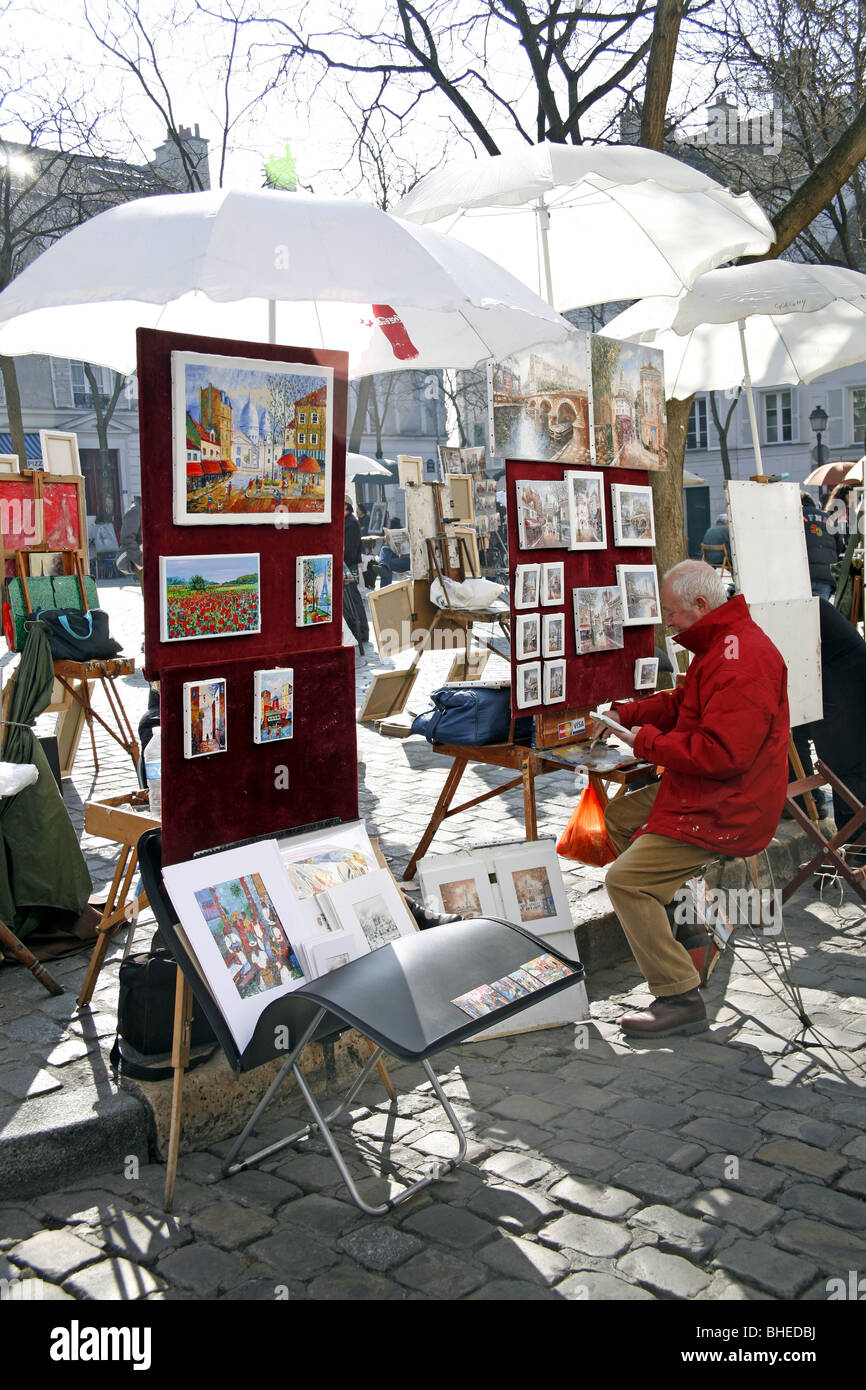 Artists in place du tertre montmartre paris hi-res stock photography ...