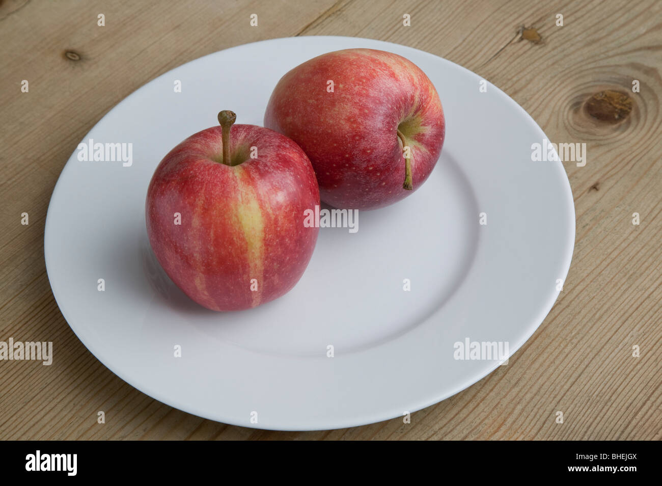 Royal Gala Apples High Resolution Stock Photography and Images Alamy