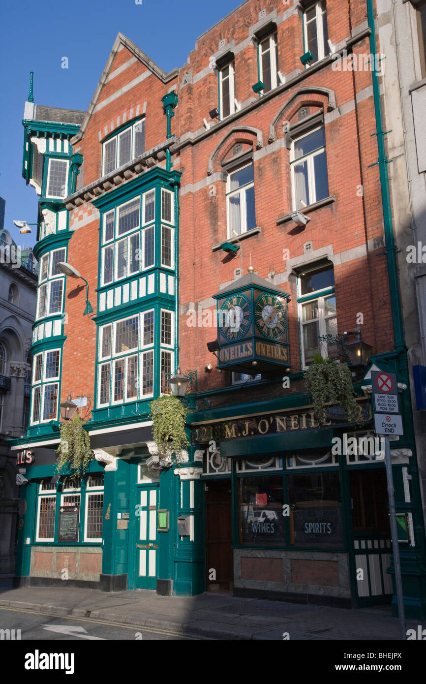 M.J. O'Neill's pub. Irish pub. Dublin. Ireland. Stock Photo
