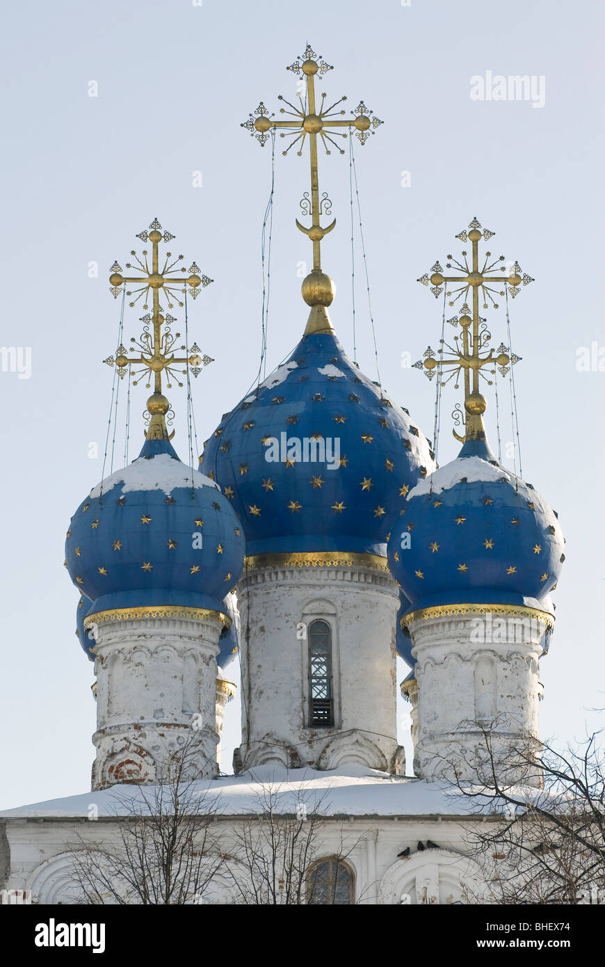 Blue onion domes of the Our Lady of Kazan church. Kolomenskoe Museum-Reserve. Moscow, Russia Stock Photo