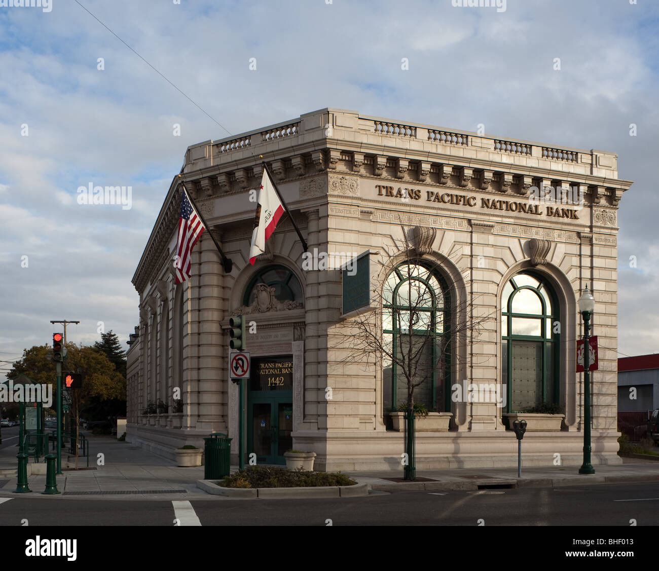 banks in alameda ca