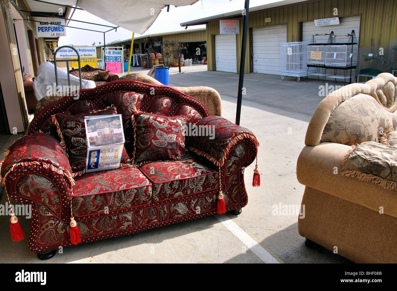 Furniture on sale at flea market in Grand Prairie, Texas Stock Photo