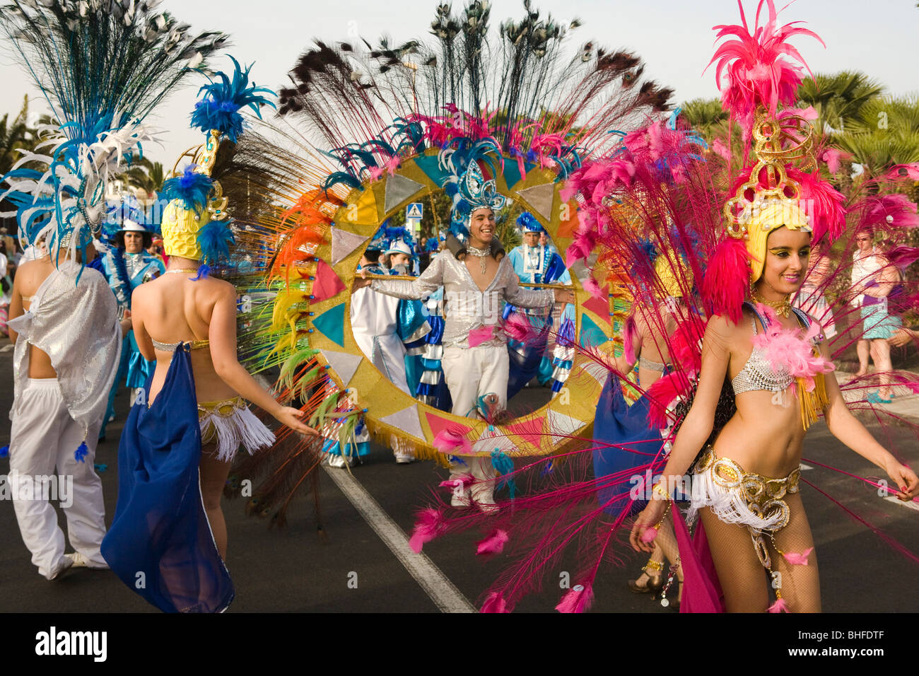 Dancers at the carnival parade, Gran Coso de Carnaval, Costa Teguise,  Lanzarote, Canary Islands, Spain, Europe Stock Photo - Alamy