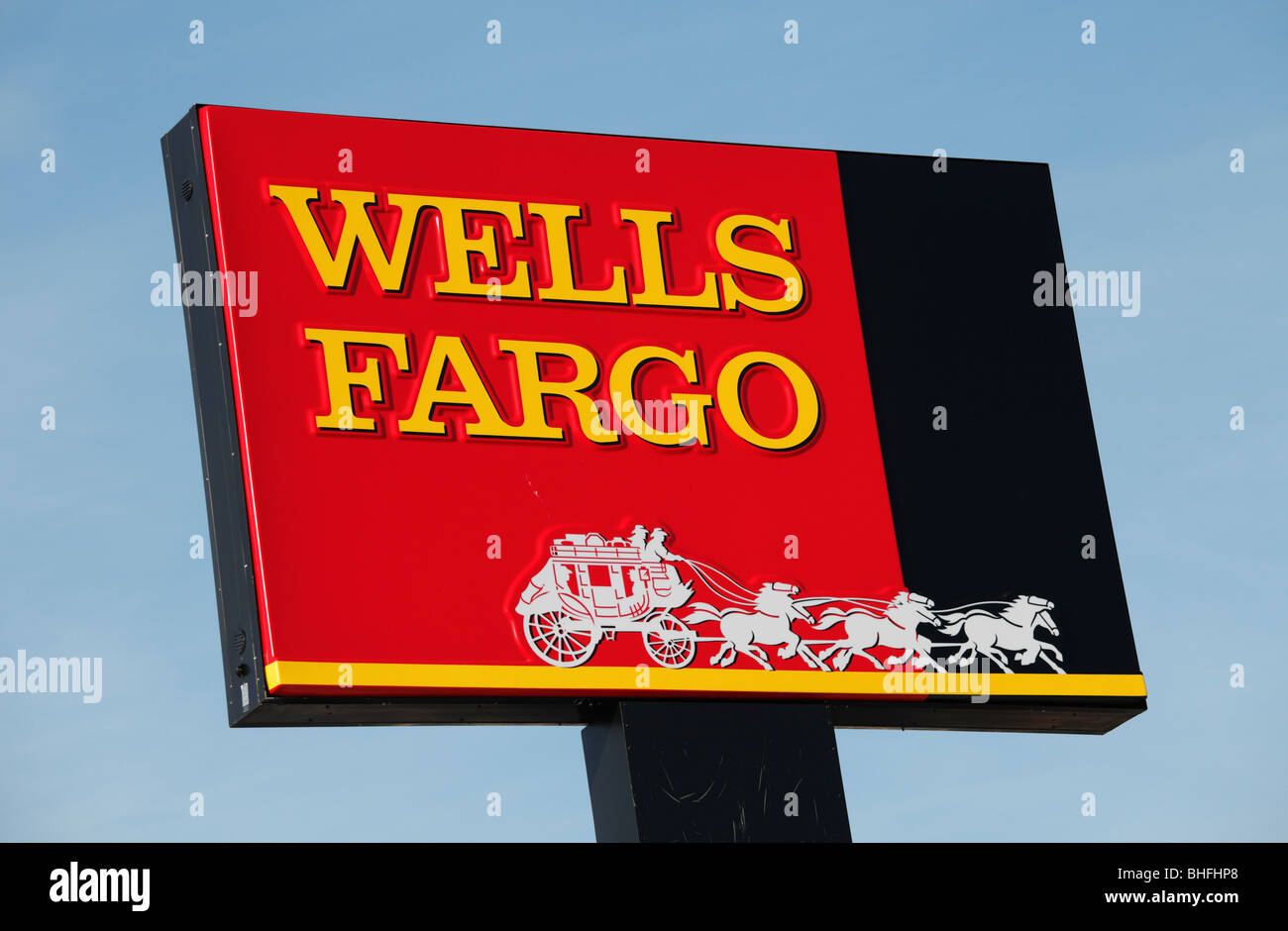 Wells Fargo Bank Sign Stock Photo Alamy
