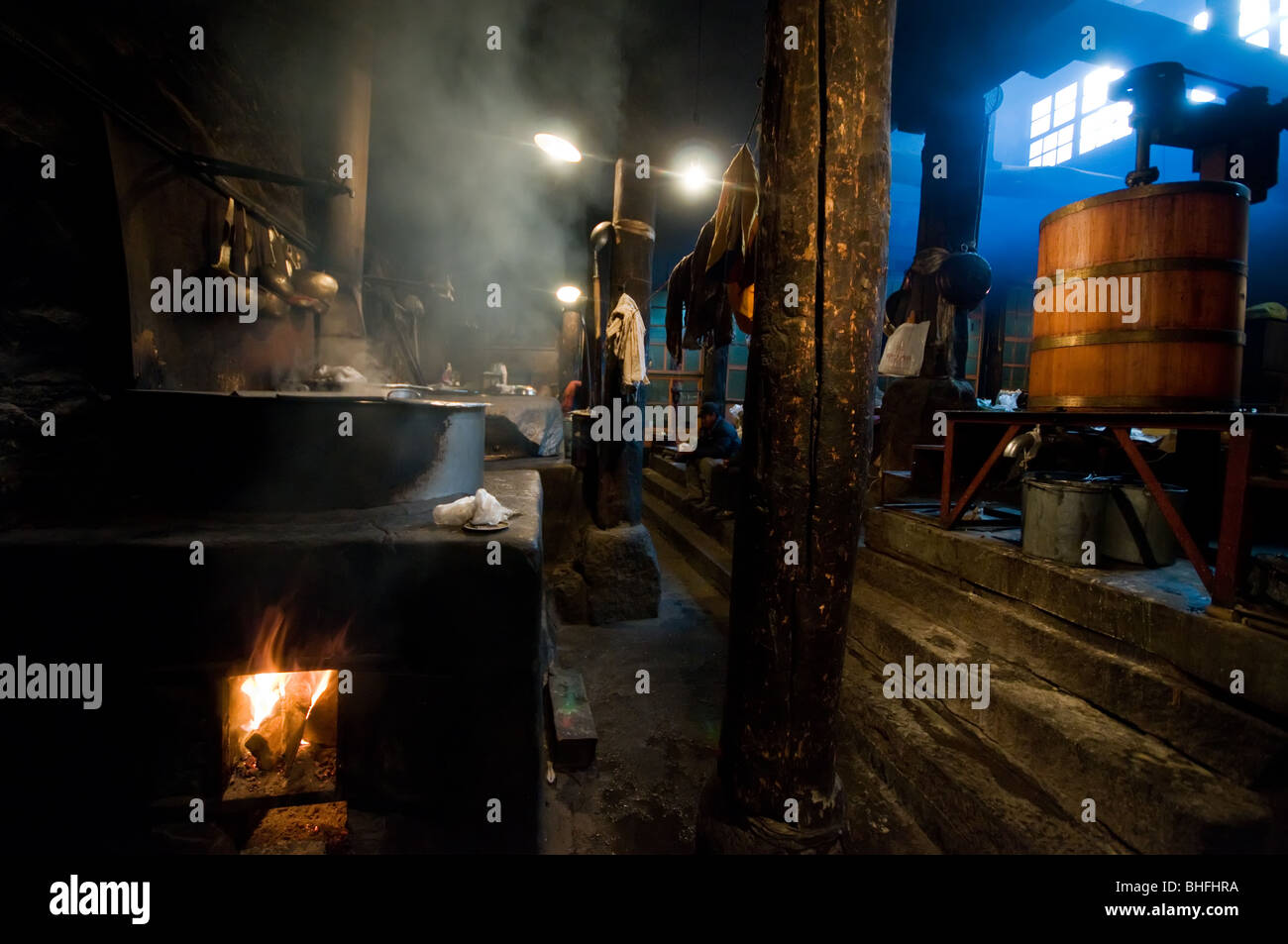 Drepung kitchen hi-res stock photography and images - Alamy