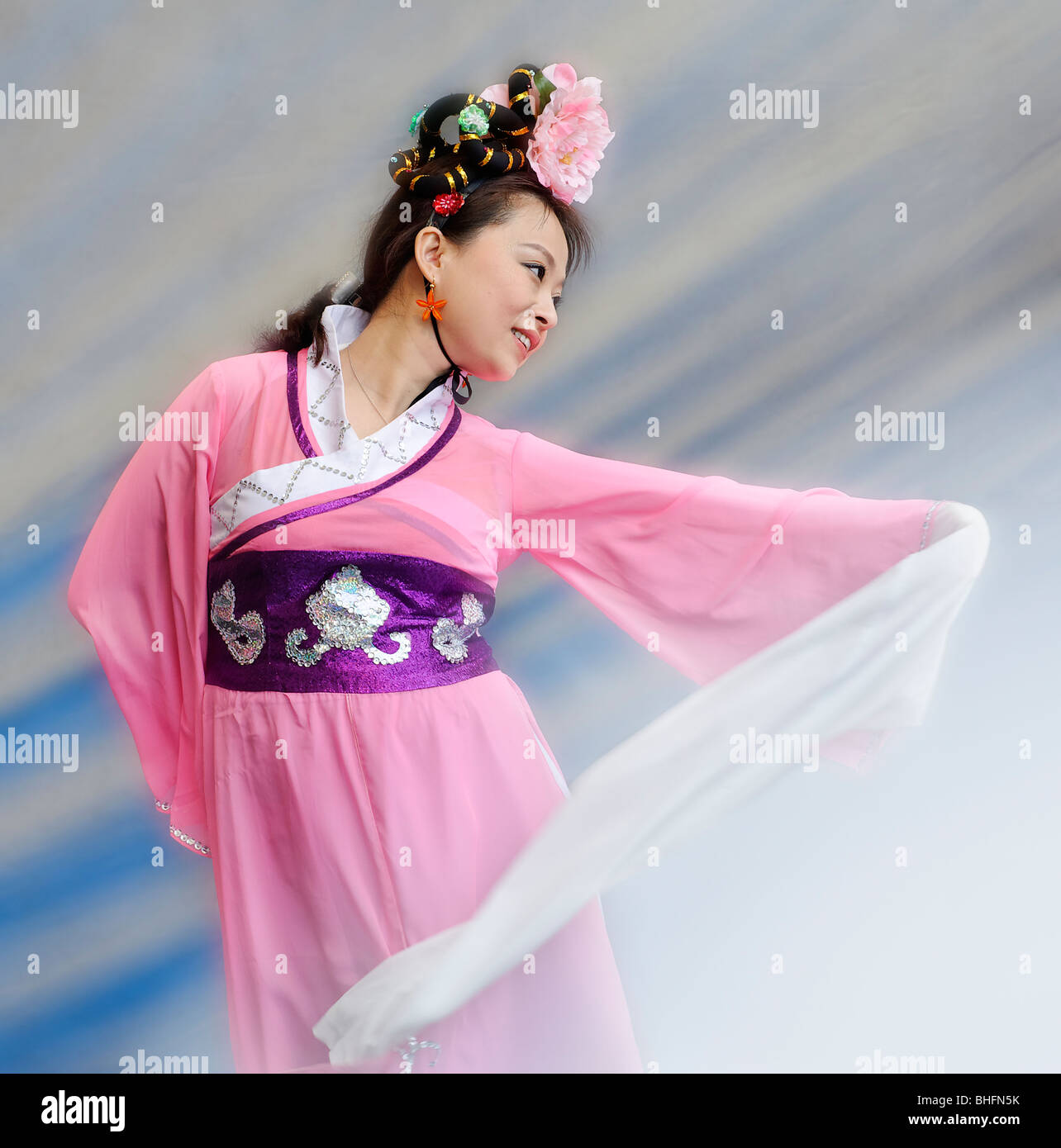 Dancer at the Chinese New Year Celebration in Newcastle-upon-Tyne today (14 Feb 2010) Stock Photo