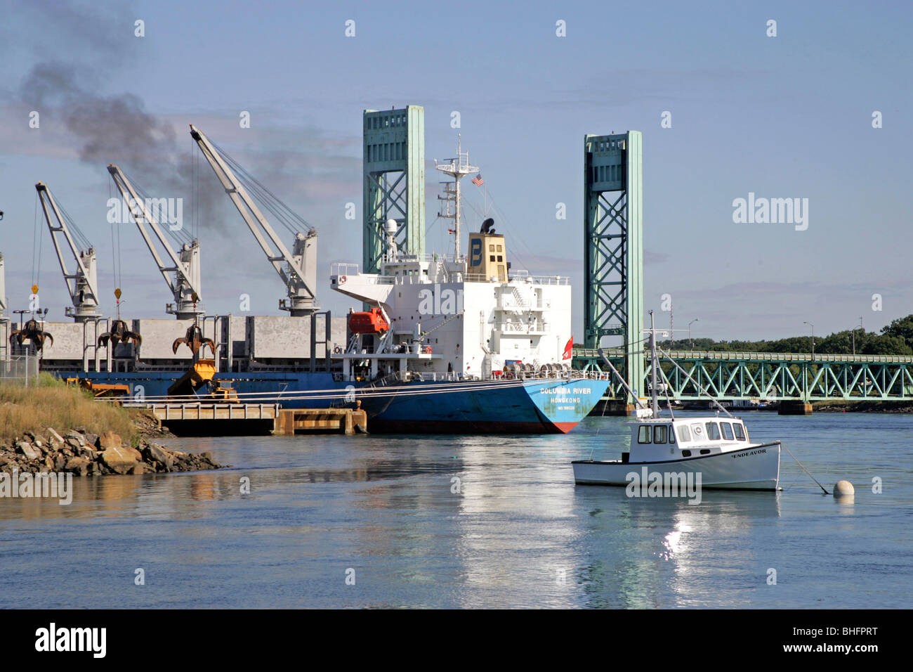 NEW Hampshire Portsmouth scrap ship at Portsmouth dock Stock Photo Alamy