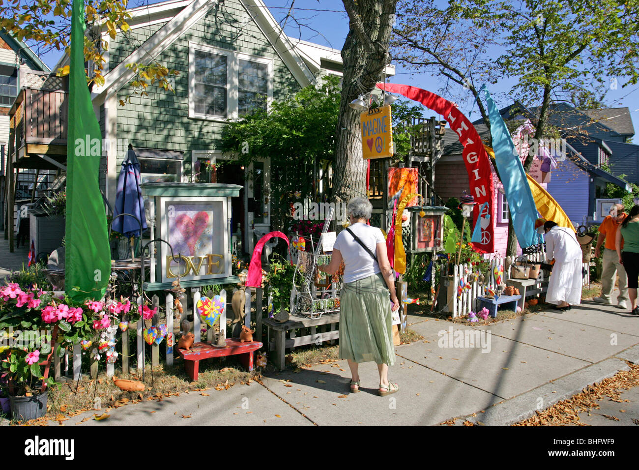 Gloucester MA tourists shopping Stock Photo Alamy