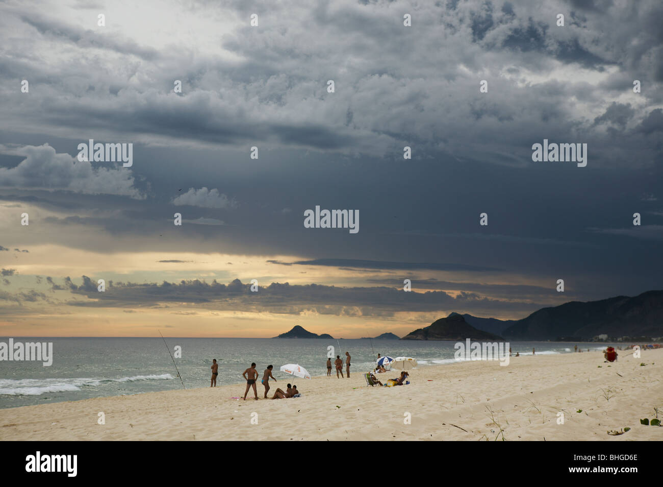 Colours of dusk on beach hi-res stock photography and images - Alamy