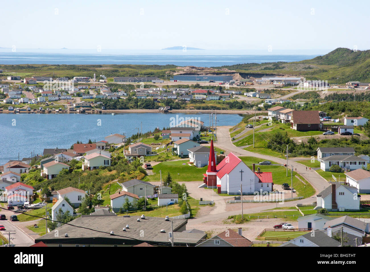 A view from Gun Hill of the outport village Harbour Breton Stock Photo
