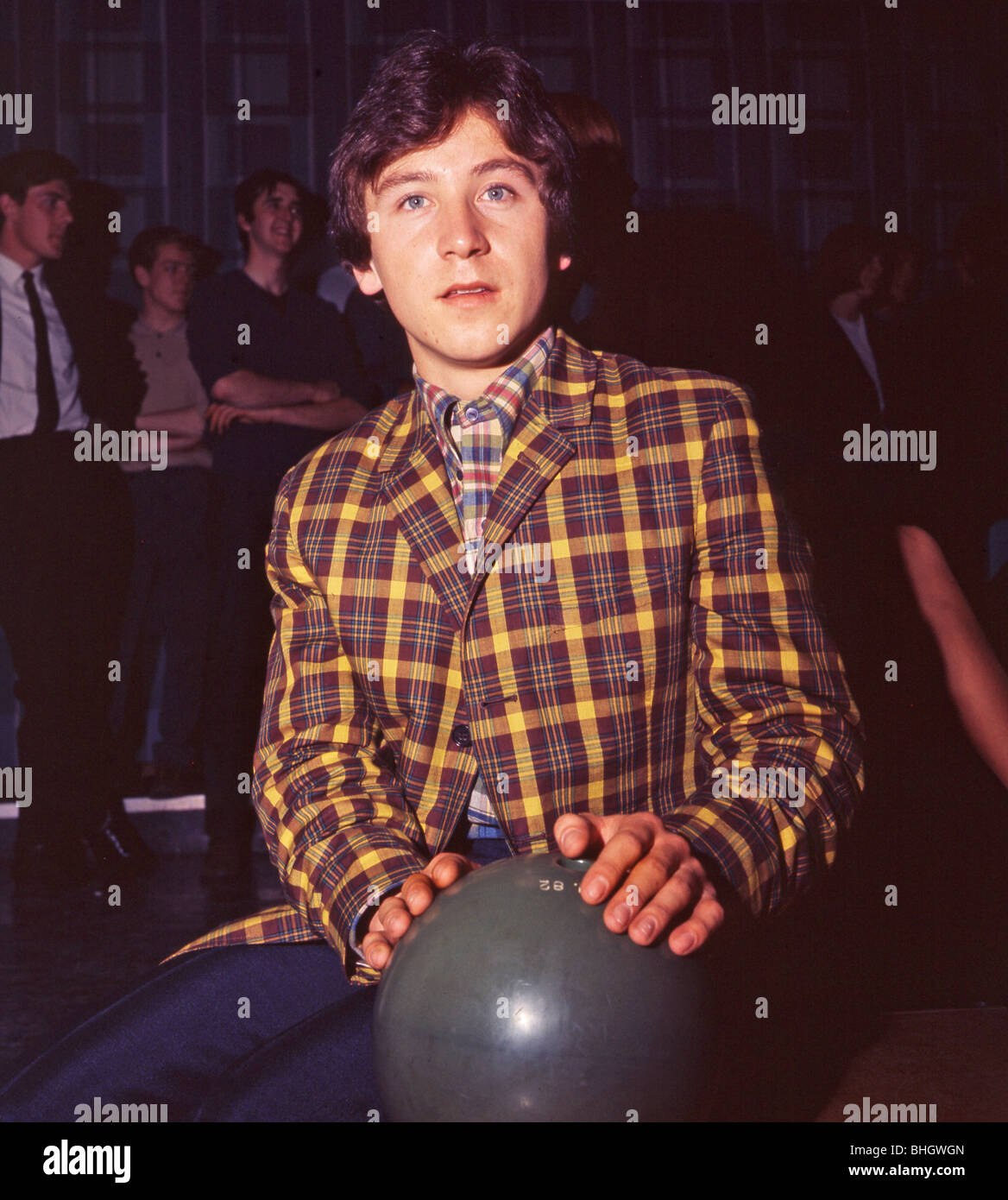 SMALL FACES - Kenny Jones of the UK pop group in 1966 at a bowling alley - photo Tony Gale Stock Photo